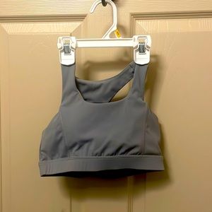 Gray sports bra ( cute back)